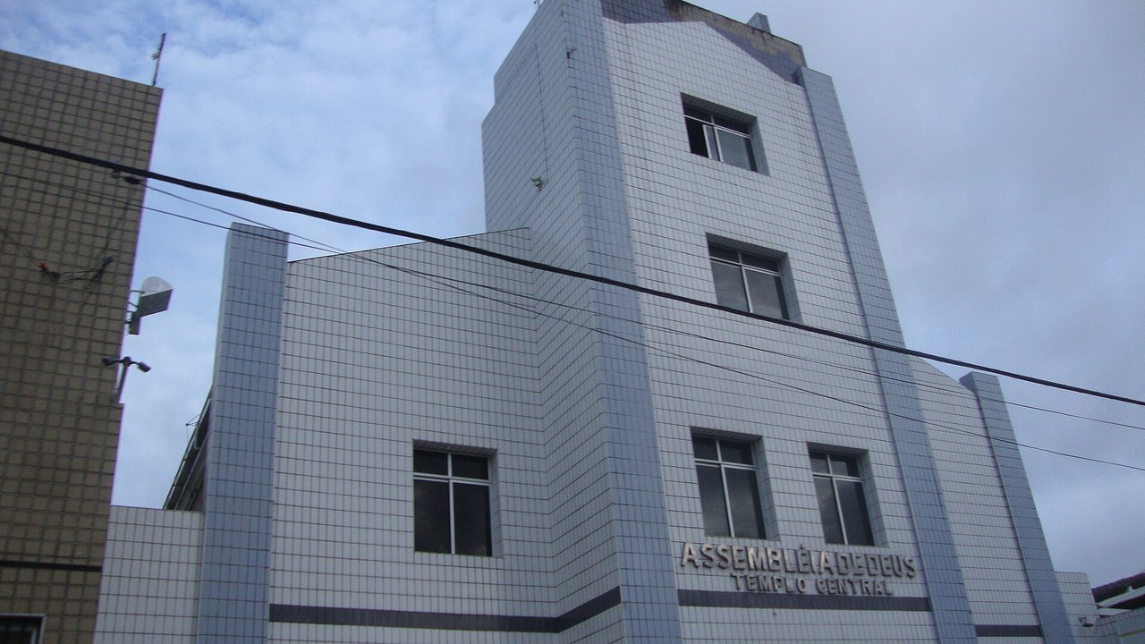 Fachada do Templo Central da Assembleia de Deus em Fortaleza, no Ceará